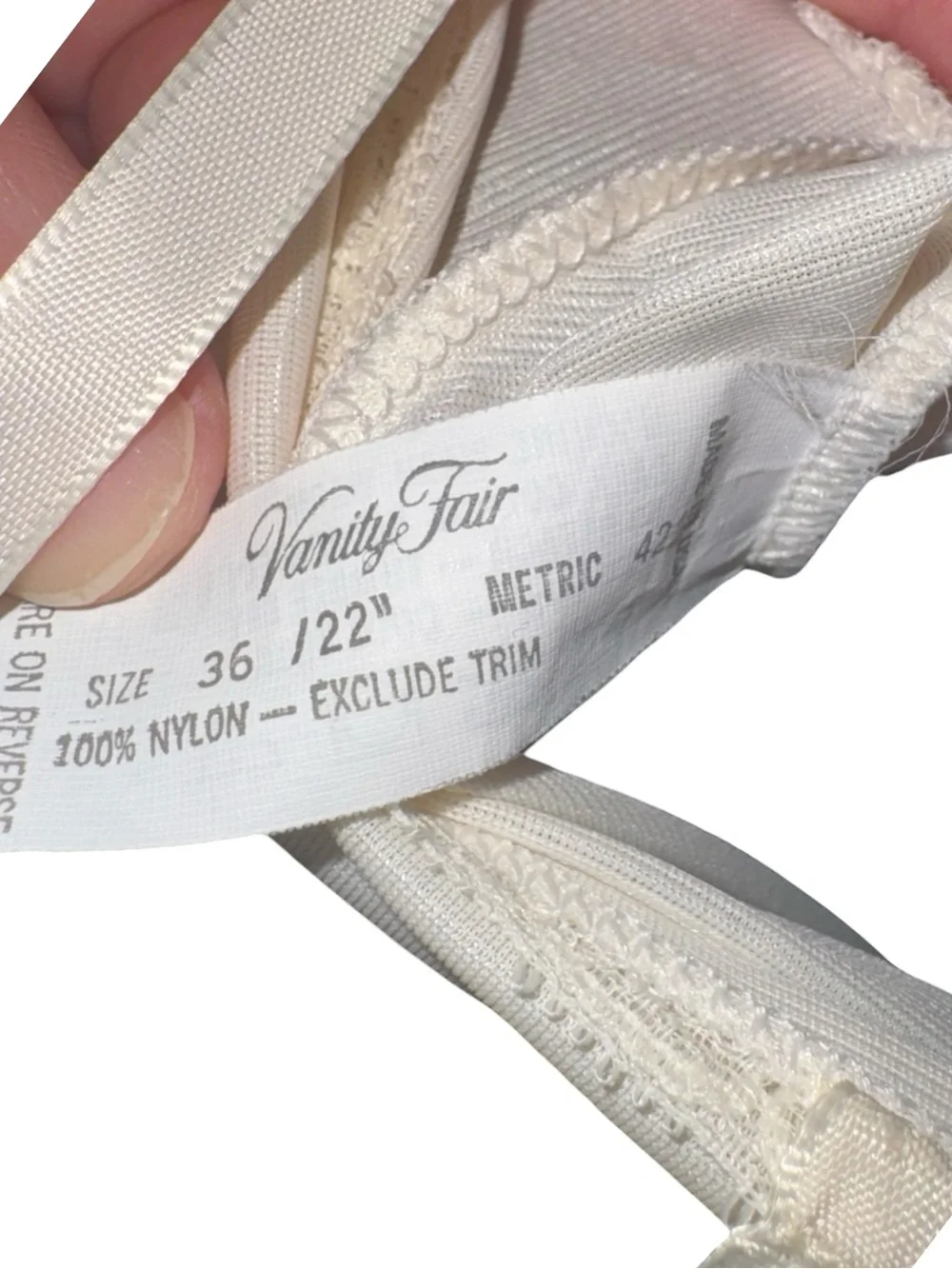 Vintage Vanity Fair Slip White ivory‎ Lace Trim Size 36 made in USA